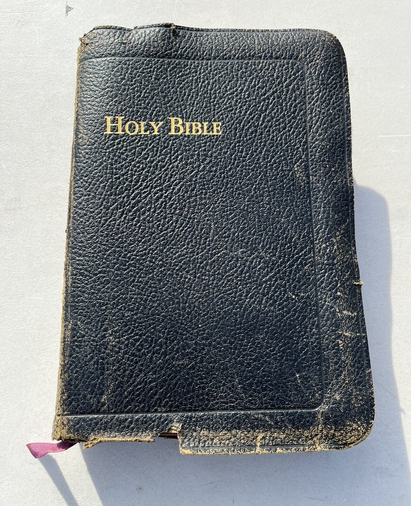 Holy Bible Concordance Red Letter KJV National Bible Press 1944