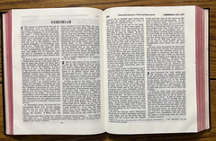 New World Translation HC Large Bible & Comprehensive Concordance Watchtower