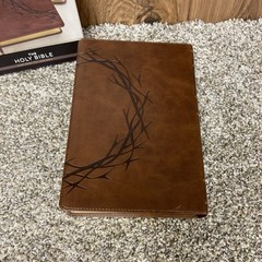 KJV Giant Print Bible | Indexed | Brown Crown of Thorns | red letter