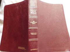 Holy Bible New International Version Old and New Testaments Bonded Leather