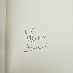 Maeve Binchy Quentins Signed by Author 1st Printing HC/DJ 2002 Dutton