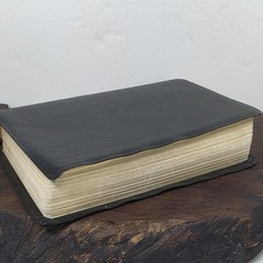 Nelson’s New King James Version 1997 Study Bible Black Bonded Leather #2885N