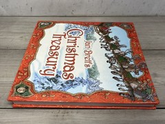 Jan Brett’s Christmas Treasury – Hardcover By Brett, Jan – VERY GOOD, HC/ DJ