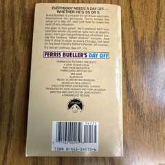 Ferris Bueller’s Day Off (1986) Movie Tie-In Book w/ Photos UNREAD