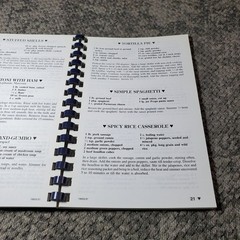 Unbearably Good! Read Association Cookbook 1997 Community Recipes Morris Press
