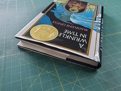 A Wrinkle in Time (A Wrinkle in Time Quintet) Hardcover – Madeleine L’Engle