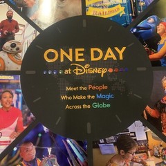 Disney Editions Deluxe Book: One Day at Disney : The People Who Make the Magic