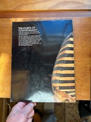 1976 Treasures of Tutankhamun by The Metropolitan Museum of Art – 175 Pages