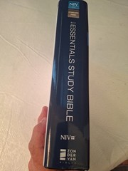 NIV Essentials Study Bible Zondervan 2013 HCDJ Illustrated NO MARKS Color Maps