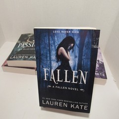 Lauren Kate Lot of 5 (Paperbacks – 2010s) THE FALLEN SERIES (Vol. 1, 2, 3, 4, 6)