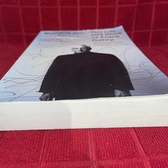 Building Art: The Life and Work of Frank Gehry by Goldberger