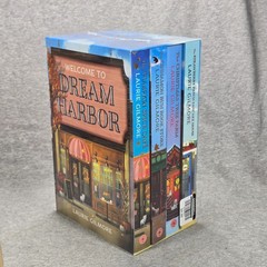 *NEW* DREAM HARBOR BOX SET: A Cozy Escape in Every Book by Laurie Gilmore 2025