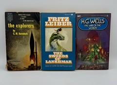 Lot of 11 Vintage Sci Fi Fantasy Paperback Books H.G. Wells Isaac Asimov 60s 70s