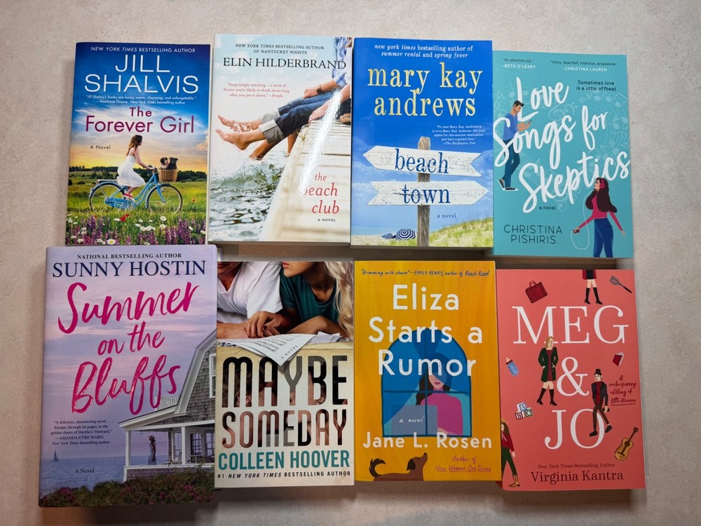 Beach Reads Women’s Fiction Lot 8 Hilderbrand Mary Kay Andrews Colleen Hoover