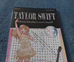 Taylor Swift Word Search & Color Book by DreamTivity- Brand New!!