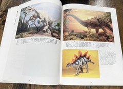 Building and Painting Model Dinosaurs