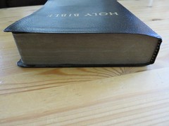Zondervan Giant Print Center Column King James Reference Black Holy Bible