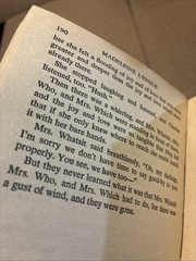 A Wrinkle in Time by Madeleine L’Engle (Paperback, 1976)Dell Laurel Leaf Fantasy