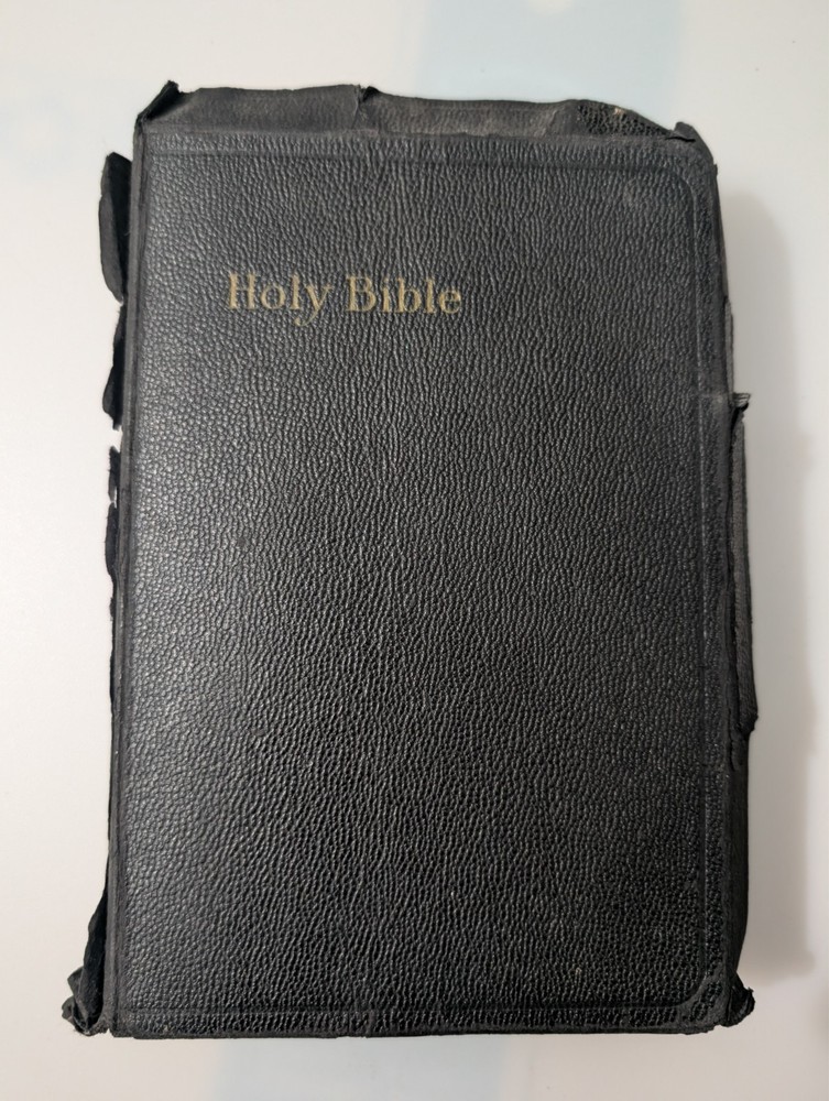 Vintage Holy Bible Illustrated With the Words of Christ Printed in Red (1940’s)