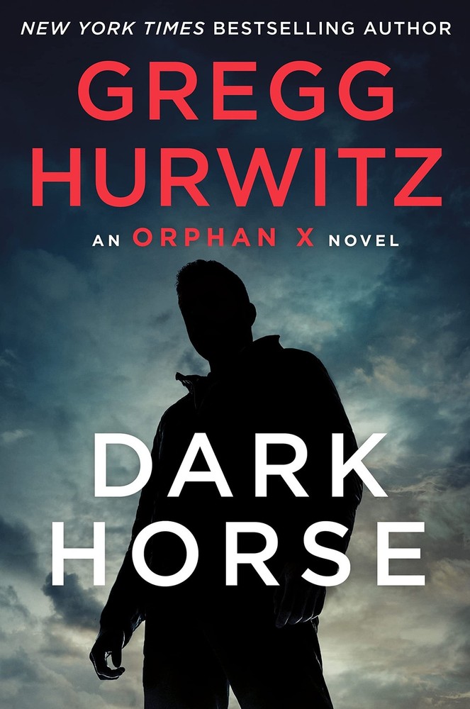 Dark Horse (International Edition) – paperback Hurwitz, Gregg