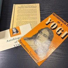 Autobiography of a Yogi Paramhansa Yogananda 1955 6th Ed