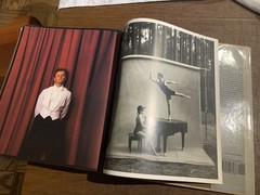Photographs Annie Leibovitz 1970 – 1990 ~ First Edition Hardcover + Dust Jacket
