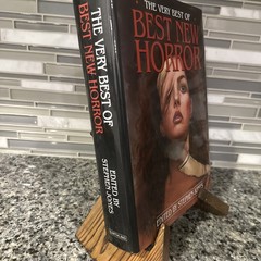 The Very Best of Best New Horror – Jones – Signed Limited 261/300 Earthling HCDJ