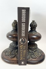 The Well of Ascension – A Mistborn Novel Brandon Sanderson Stated 1 St Ed 2014