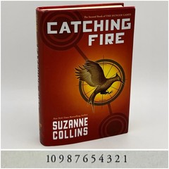 Catching Fire – Suzanne Collins (True 1st edition 1st print HC) Scholastic, 2009