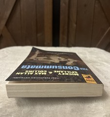 Consummata, 2011 Paperback Mickey Spillane READ ONCE Hard Case Crime +bonus MMPB