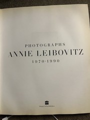 Annie Leibovitz Photographs 1970-1990 1st First Edition Hardcover + Dust Jacket