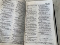 NIV Thinline Bible 1996 Navy Bonded Leather 1984 Text Original Box