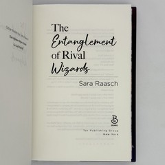 *Signed Fae Crate ed.* The Entanglement of Rival Wizards – Sara Raasch (2025 HC)