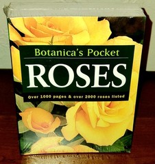 New! Sealed! BOTANICAS POCKET ROSES (Botanicas Pockets) Paperback By Susan Page