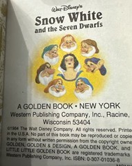 Little Little Golden Book 1984 Snow White & The 7 Dwarfs 3” x 2.75” Adorable 😍