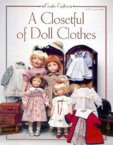 A Closetful of Doll Clothes (Creative Crafters) – Paperback – GOOD