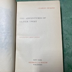 Oliver Twist – Dickens’ Works – [Leather Bound] – 1900 Charles Dickens – Rare