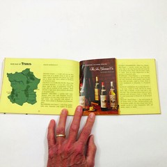 A Guide To Good Living With Wine ~ Booklet 45 pages