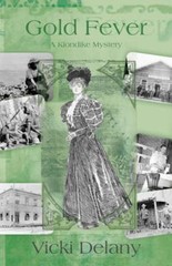 Gold Fever: A Klondike Mystery – paperback Delany, Vicki