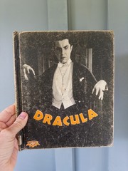 Vintage Dracula- Hardcover- Monsters Series 1978 Thorne Ex Lib Crestwood House