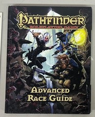 Pathfinder Roleplaying Game: Advanced Race Guide Bulmahn, Jason Paizo Publishng