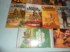 Louis Lamour Western Action Adventure Lot of 17 Paperback books 1971-1990
