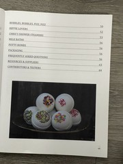 Make It Fizz : A Guide to Making Bathtub Treats by Holly Port