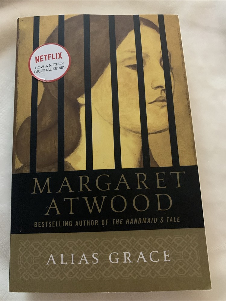Alias Grace: A Novel – Paperback By Atwood, Margaret