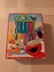SESAME STREET: 12 Board Books by PI Kids 2010 Children’s Book Block Case Elmo