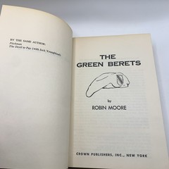SIGNED THE GREEN BERETS-U.S. Army Special Forces-ROBIN MOORE 1965 1st/4th HC/DJ