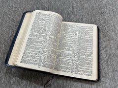 Vintage Holy Bible KJV Oxford Blue Morocco Leather Concordance Pocket Size Silk