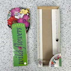 FANDEX Family Field Guide Wildflowers Full Color Die Cut Cards Homeschool