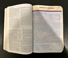 The Nelson Study Bible Nelson’s Complete Study System NKJV (Black, Nelson 2885)