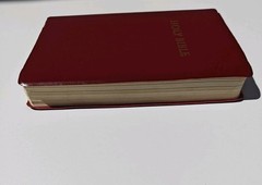 Holy Bible New Living Translation Tyndale Red Letter 1997